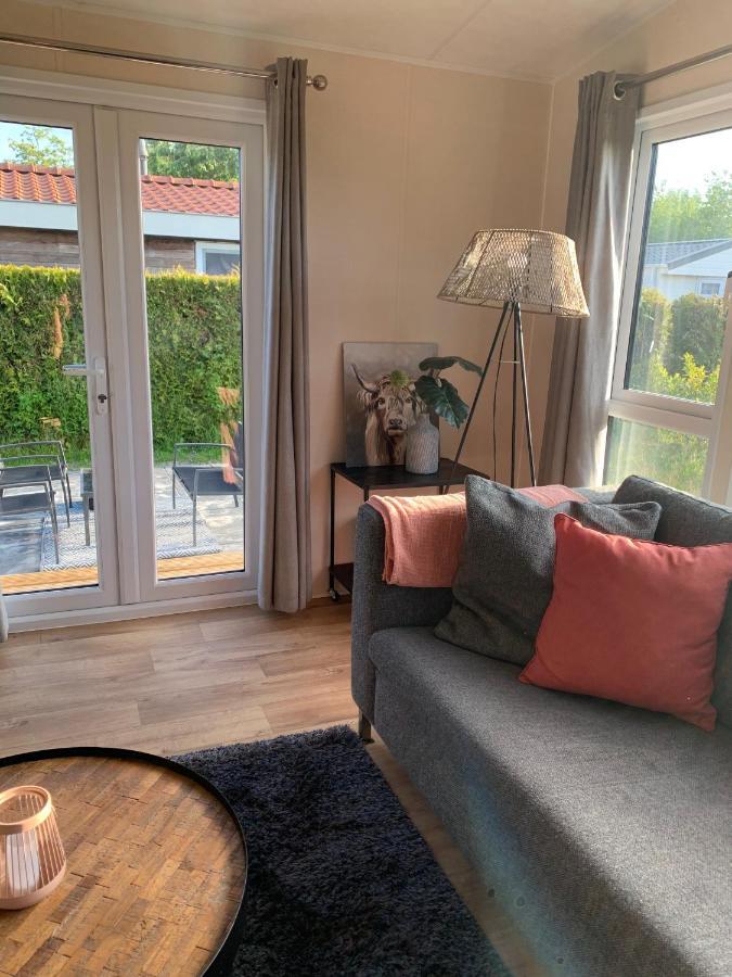 Chalet Rivendell Menaldum Bagian luar foto